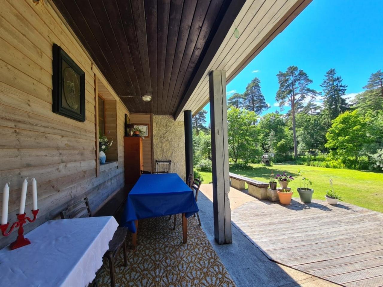 Vabaduse Guesthouse Narva-Joesuu Exterior photo